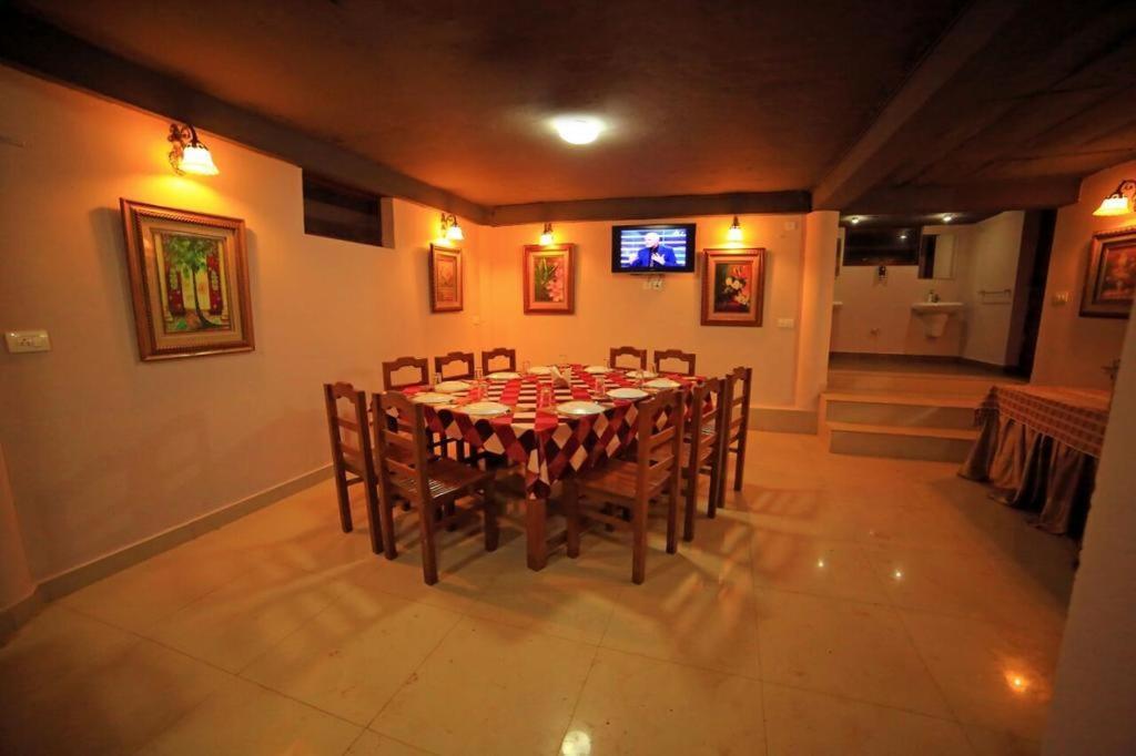Emarald Wild West Sultan Bathery Ngoại thất bức ảnh